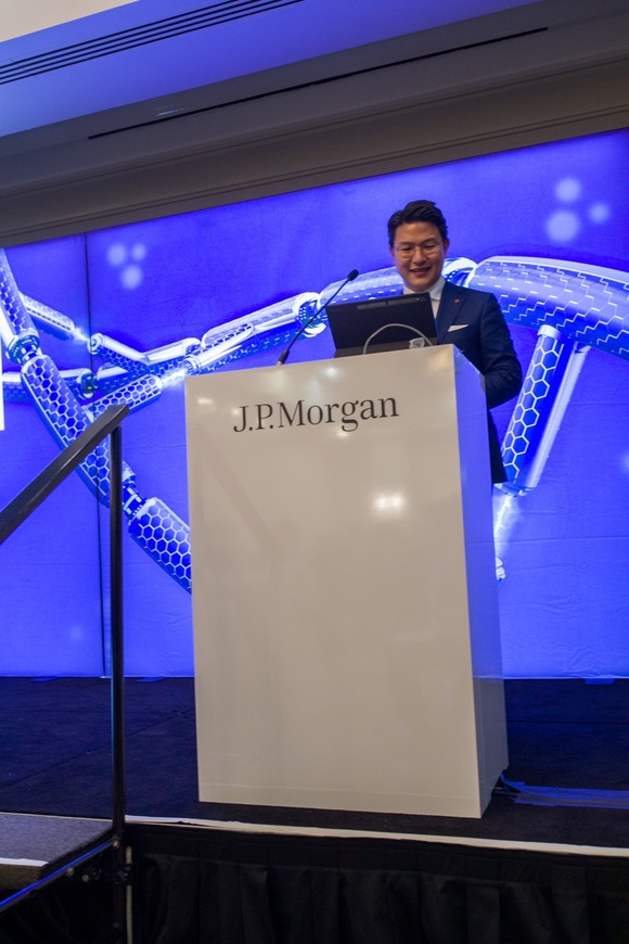 롯데바이오로직스 이원직 대표는 10일(현지시간) JP모건 헬스케어 콘퍼런스 아시아태평양 트랙에서 향후 10년의 중장기 비전을 발표했다. /롯데바이오로직스 제공