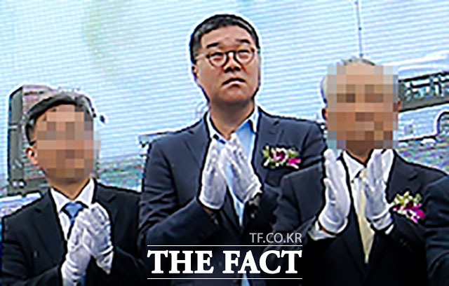 김성태 전 쌍방울그룹 회장의 해외도피를 도운 관계자 4명이 구속됐다./새만금개발청