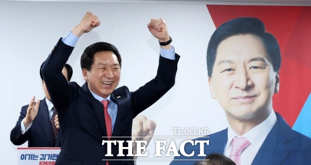 14일 리얼미터는 국민의힘 김기현 의원이 국민의힘 차기 당대표를 묻는 여론조사에서 처음으로 나경원 전 의원을 제치고 1위에 올랐다고 밝혔다. /더팩트 DB