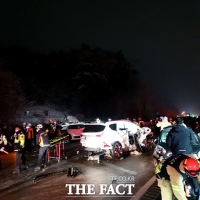 [속보] 구리포천고속도로서 30중 이상 연쇄 추돌…1명 심정지·24명 부상