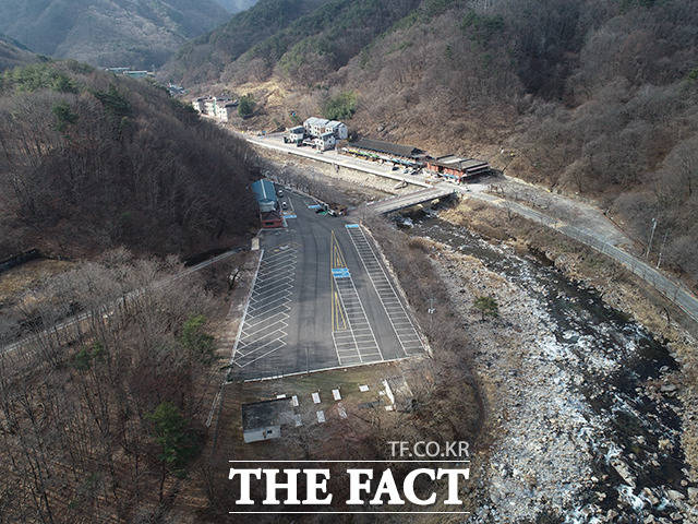 남원시가 지리산 국립공원에서 유료 운영 중인 반선주차장을 1년간 공영주차장으로 운영한다. /남원시 제공