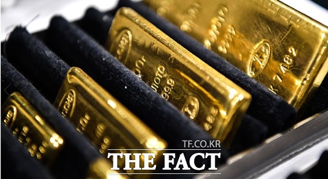 중국이 지난해 러시아산 금 6.6t을 수입한 것으로 나타났다.러시아산 골드바. /타스통신