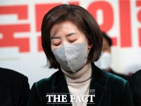  [속보] 나경원 '용감하게 내려놓겠다'…전당대회 불출마