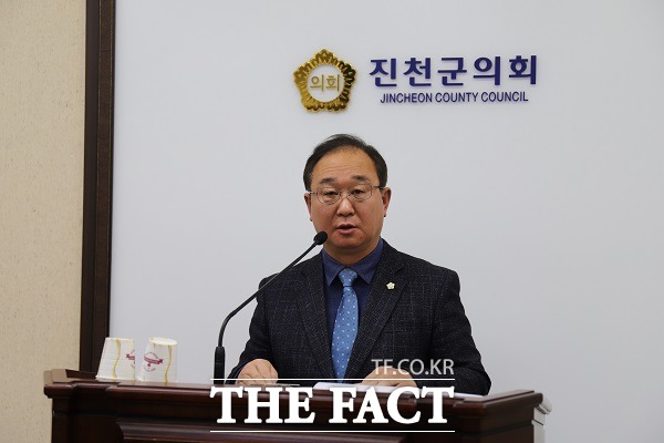 충북 진천군의회 김성우 의원은 1일 사회복지시설 종사자들의 처우 개선을 촉구했다. /진천군의회