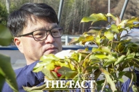  올해 첫 ‘이달의 임업인’은 황칠나무 재배 조창수씨