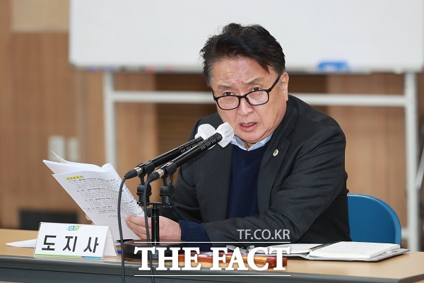 김영환 충북지사가 6일 확대 간부회의를 주재하고 있다. /충북도.