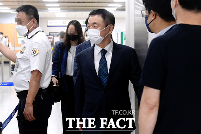 도이치모터스 주가조작 의혹의 핵심인물 권오수 전 회장이 1심에서 징역 2년에 집행유예 3년을 선고받았다. /이선화 기자