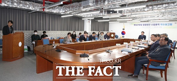 청주시는 지난 10일 제2임시청사 소회의실에서 명암관망탑 활용방안 수립용역 착수보고회를 열고 대상지 현황조사 및 여건분석, 활용방안의 방향설정과 사업추진 기본구상, 타당성 검토, 관리운영 방안 등 세부 과업 수행 계획 등을 논의했다. /청주시.