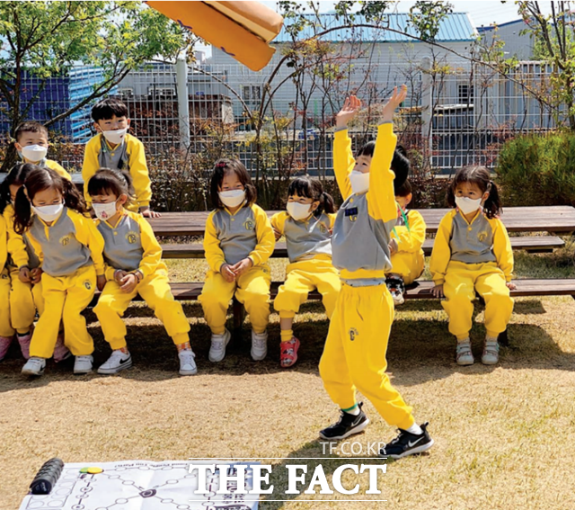 사천시는 올해부터 초등학교 입학생이 있는 가정에 입학축하금을 지원한다./사천시(자료사진)