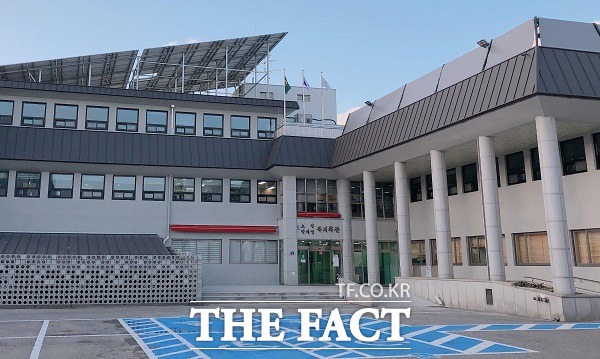 옥천군노인장애인복지관. /옥천군