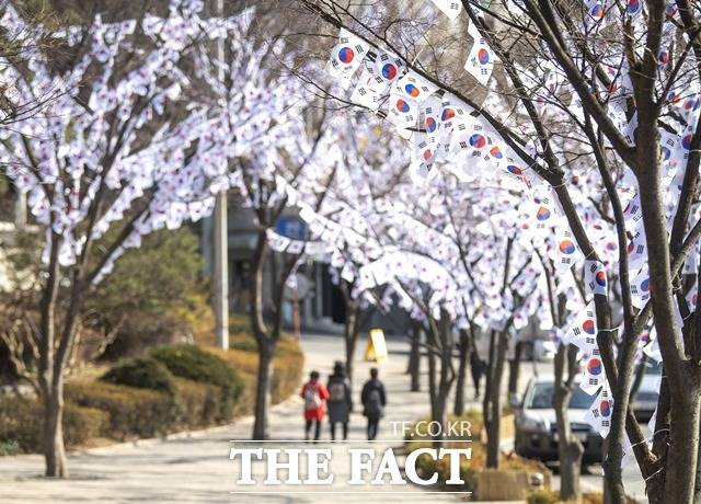 서울 용산구가 제104주년 3·1절을 기념해 2월25일부터 3월5일까지 태극기 거리를 조성한다고 20일 밝혔다./용산구청 제공