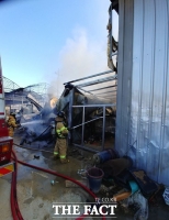  김천 벼육모장서 불…3700여만원 재산피해