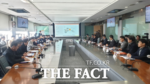 대전시와 한국표준과학연구원 관계자들이 간담회를 하고 있다. / 대전=최영규 기자