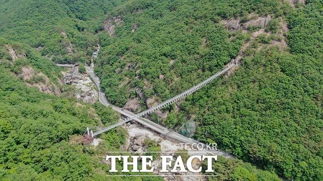 전북 진안군 운일암반일암 구름다리 모습. / 진안군