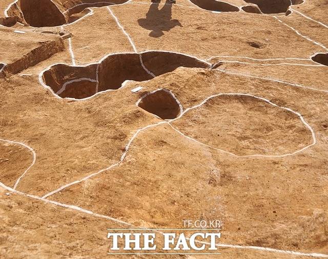 사천늑도유적 학술발굴조사 현장 / 사천시