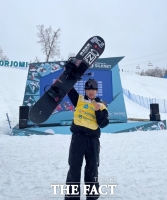  '한국 스키·스노보드 최초' 이채운, 세계선수권 하프파이프 우승