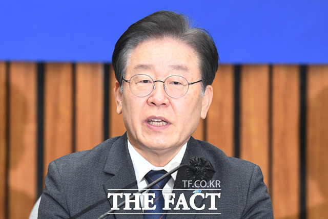 이재명 더불어민주당 대표가 6일 서울 여의도 국회에서 열린 확대간부회의에 참석해 모두 발언하고 있다. /이새롬 기자