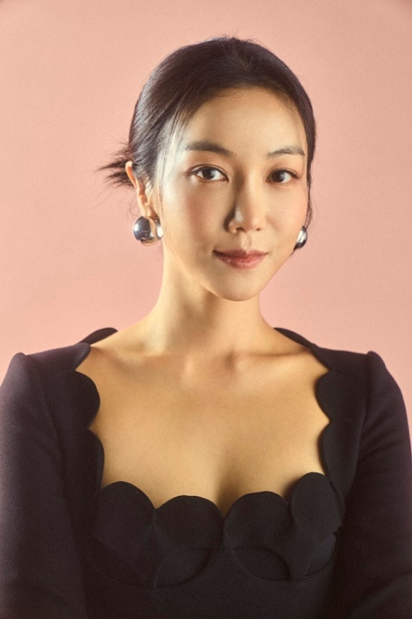 배우 김옥빈이 넷플릭스 오리지널 시리즈 연애대전 인터뷰를 진행했다. /넷플릭스 제공