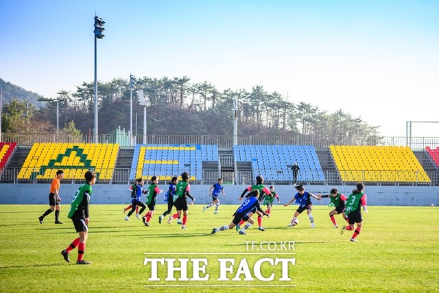 남해스포츠파크 동계 전지훈련 모습/남해군