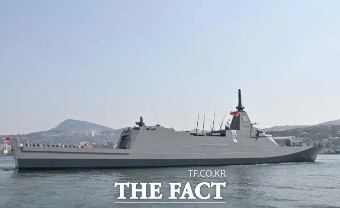 일본 해상자위대의 모가미급 신형 호위함 4번함 미쿠마함이 7일 취역했다. /해상자위대