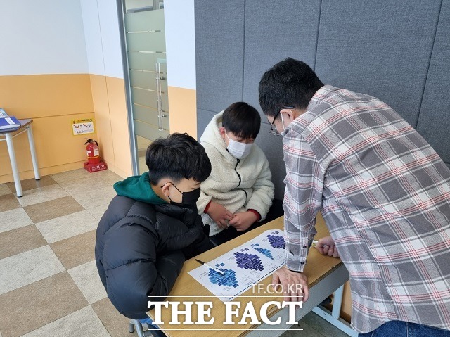 전북 완주군 청소년문화의집이 2023년 청소년방과후아카데미 연간 교육 활동을 시작했다. /완주군