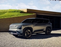  기아, 'EV9' 이어 준중형 전기 SUV '콘셉트 EV5' 세계 최초 공개
