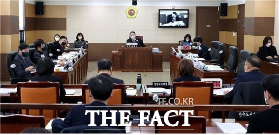 인천시의회 교육위원회가 22일 인천지역 내 교육환경 개선을 위한 2개의 조례안을 통과 시켰다./인천시의회