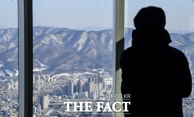 이번 주(20일 기준) 서초구와 강동구의 아파트 가격이 보합 전환했다. 사진은 서울 아파트 단지 모습. /이동률 기자