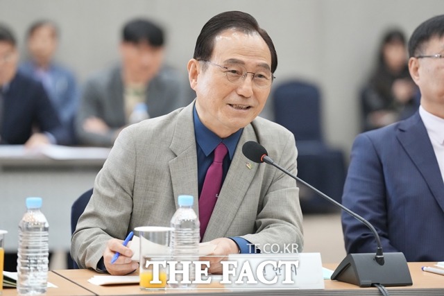박상돈 천안시장이 31일 국토교통부 주관 신규 국가산단 범정부 추진지원단 킥오프(kick-off) 회의에 참석했다. / 천안시