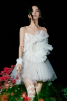  블랙핑크 지수, 요란하지 않은 '꽃'의 유혹[TF초점]