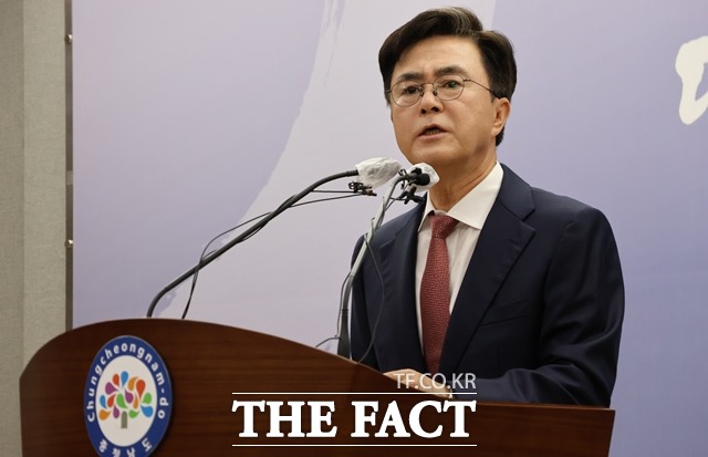 김태흠 충남지사가 5일 삼성 투자유치와 관련 기자회견을 하고 있다. / 내포 = 김아영 기자