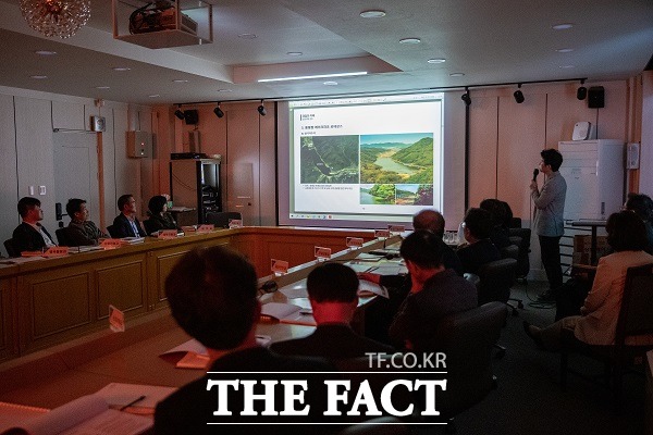 충북 증평군은 10일 독창적이고 매력적인 야간명소를 만들고 새로운 관광자원 발굴을 위한 ‘증평군 야관경관 기본계획 수립 중간보고회’를 열었다. /증평군