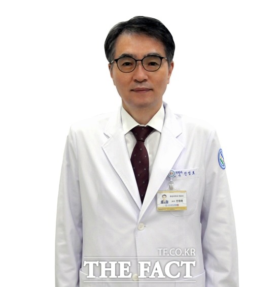 전북대학교병원 응급의학과 진영호 교수. /전북대병원