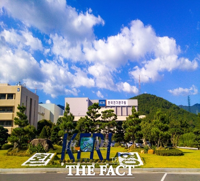 한국전기연구원 소속 한 선임연구원이 음주운전으로 기소된 사실이 뒤늦게 확인됐다. 한국전기연구원(KERI) 전경./KERI