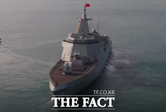 중국해군의 055형 난창급 8번함 셴양함이 21일 취역했다. 이로써 중국해군의 난창급은 모두 8척으로 늘어났다. /CGTN 유튜브 캡쳐