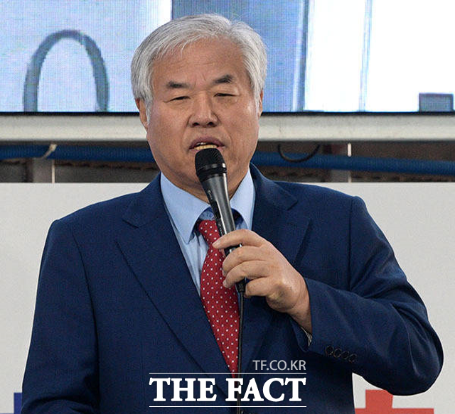 5.18공법단체들이 지난 달 27일 광주에서 5.18은 북한 간첩이 일으킨 폭동이다고 주장한 전광훈씨를 2일 고소할 방침이다./더팩트 DB