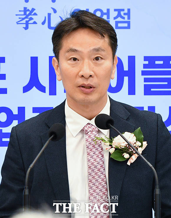 이복현 금융감독원장은 은행권 연체율이 오르기 시작하면서 부실 우려가 커지자 건전성 관리에 대해 우려할 만한 상황은 아니라고 직접 설명했다. /박헌우 기자