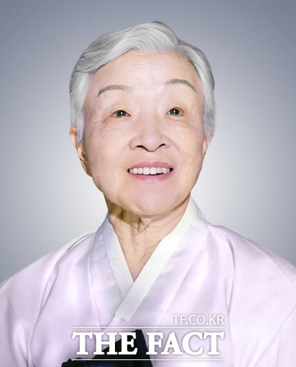 SPC는 11일 허영인 회장의 모친이자 삼립식품(현 SPC삼립) 창업주인 고 허창성 명예회장의 부인 김순일 여사(사진)가 향년 101세로 지난 10일 별세했다고 밝혔다. /SPC