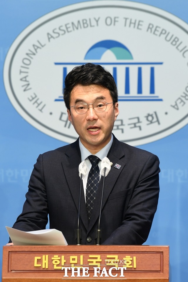 거액 가상자산 보유 논란의 휩싸인 김남국 더불어민주당 의원이 14일 탈당을 선언했다. /남용희 기자