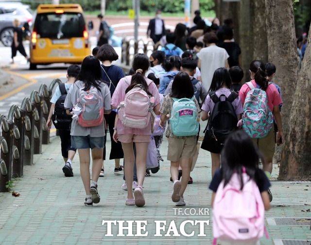 대면 수업이 재개되면서 대전의 학교폭력이 급증하고 있는 것으로 나타났다. 사진은 기사와 관련 없음. / 뉴시스