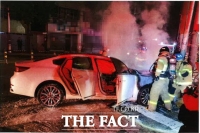  부산서 만취 20대 운전자 전신주 들이받아