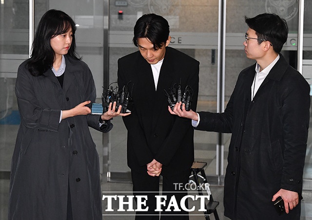 검찰이 마약 투약 혐의를 받는 배우 유아인(37·본명 엄홍식)의 구속영장을 청구했다. /박헌우 기자