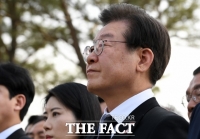  盧 서거 14주기…민주당 지도부, '위로·자성' 엇갈린 메시지