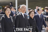  '선거 유세장이냐'…노무현 서거 14주기 추도식서 여야 정치권 집결