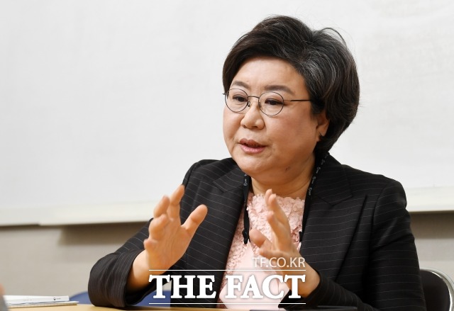 이혜훈 한국여성의정 신임대표가 25일 오후 1시 국회의원회관 대회의실에서 제1회 남녀동수의날 선포식을 개최한다. /남용희 기자