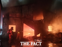  천안 과일 저장창고서 불… 9400만원 재산피해