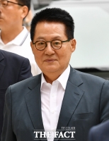 법원 출석하는 박지원 전 국정원장 [포토]