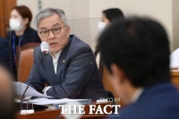  경찰, 최강욱 압수수색…한동훈 개인정보 유출 의혹