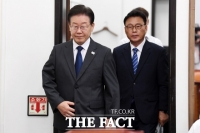  정청래 '행안위원장' 고수 잡음…내우외환 빠진 민주당