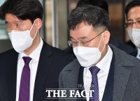  '대장동 수익 은닉' 김만배 측근 이한성·최우향 보석 석방